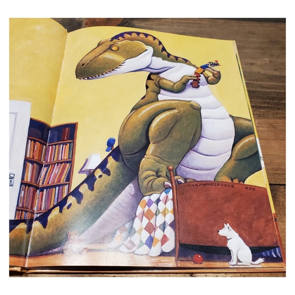 Lot of 2 Three Little Dinosaurs How do Dinosaurs - Picture 3 of 6